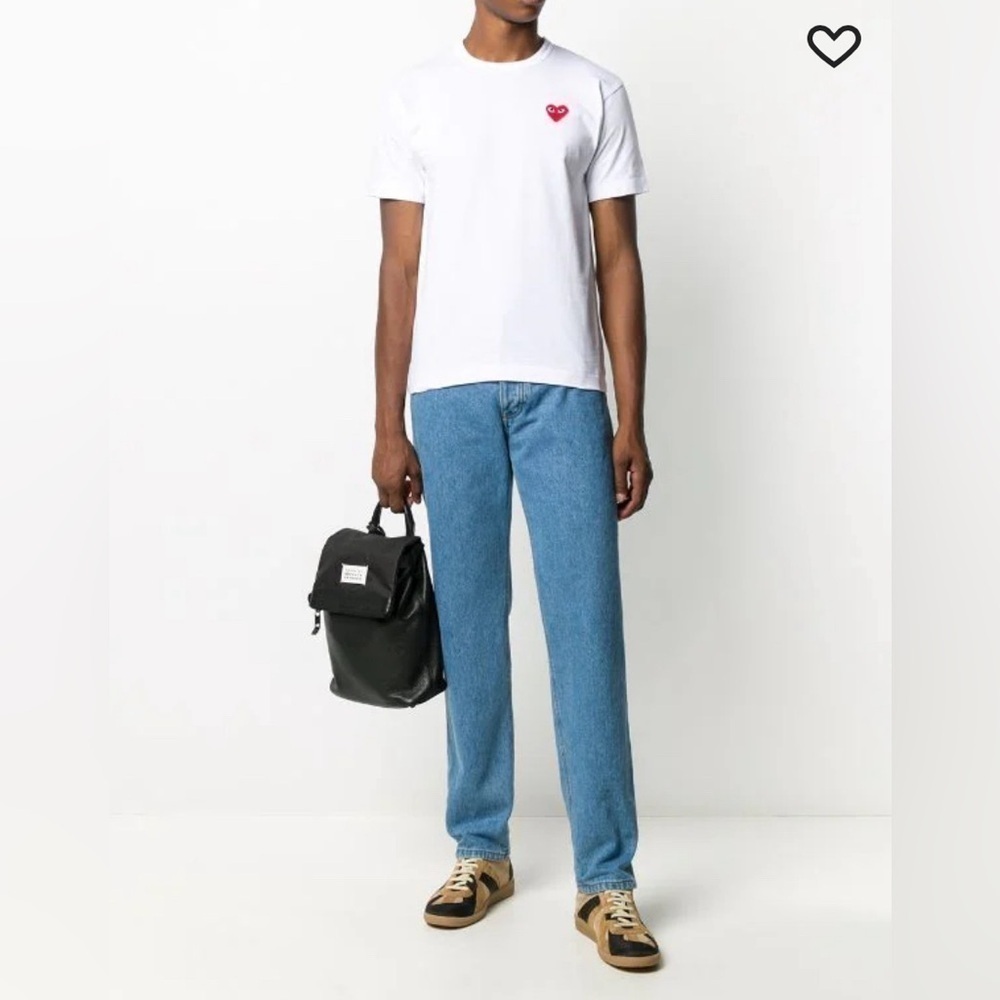 Comme Des Garçons Play
applique logo T-shirt - Picture 4 of 4